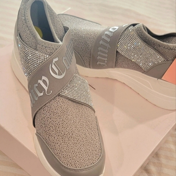 Juicy Couture Womens EVIEE Fabric Low & Mid Tops Pull On Sz. 9 Wedge Sneaker NWT - Picture 10 of 10